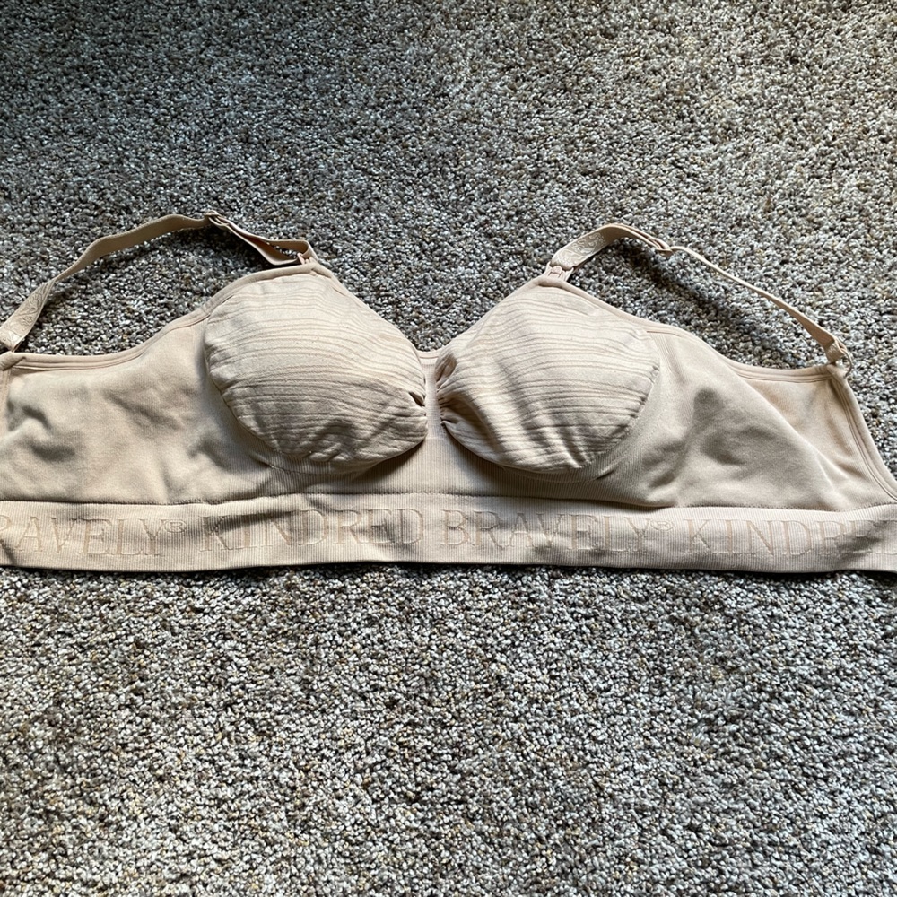Kindred bravely nursing/pumping bra